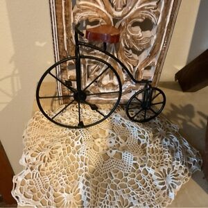 METAL ART,HIGH WHEEL BICYCLE.VINTAGE STANDING BICYCLE.